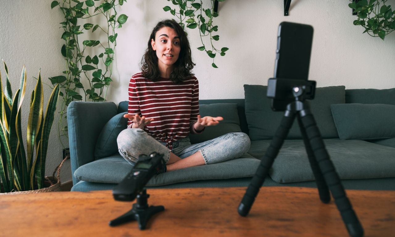 short-form-video-mastery-reels-tiktoks-and-youtube-shorts-strategy