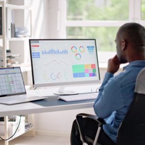 social-media-analytics-dashboards-visualizing-performance-data