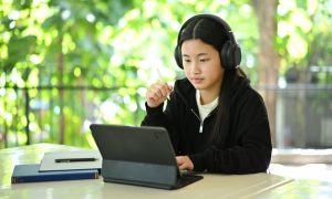 tutorial-and-educational-content-positioning-your-brand-as-industry-expert